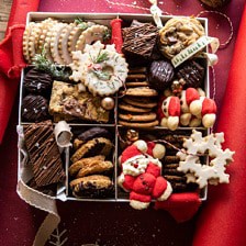 2019年假日饼干盒|halfbakedharvest.com #cookies #christmas #cookiebox #howto