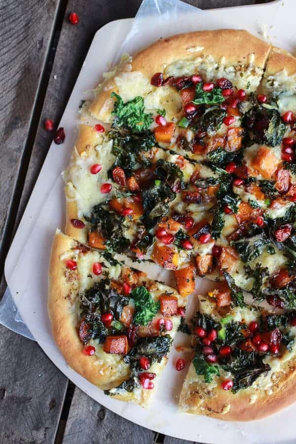 Caramelized Hyternut，Crispy Kale + Fontina Pizza |halfbakedharvest.com