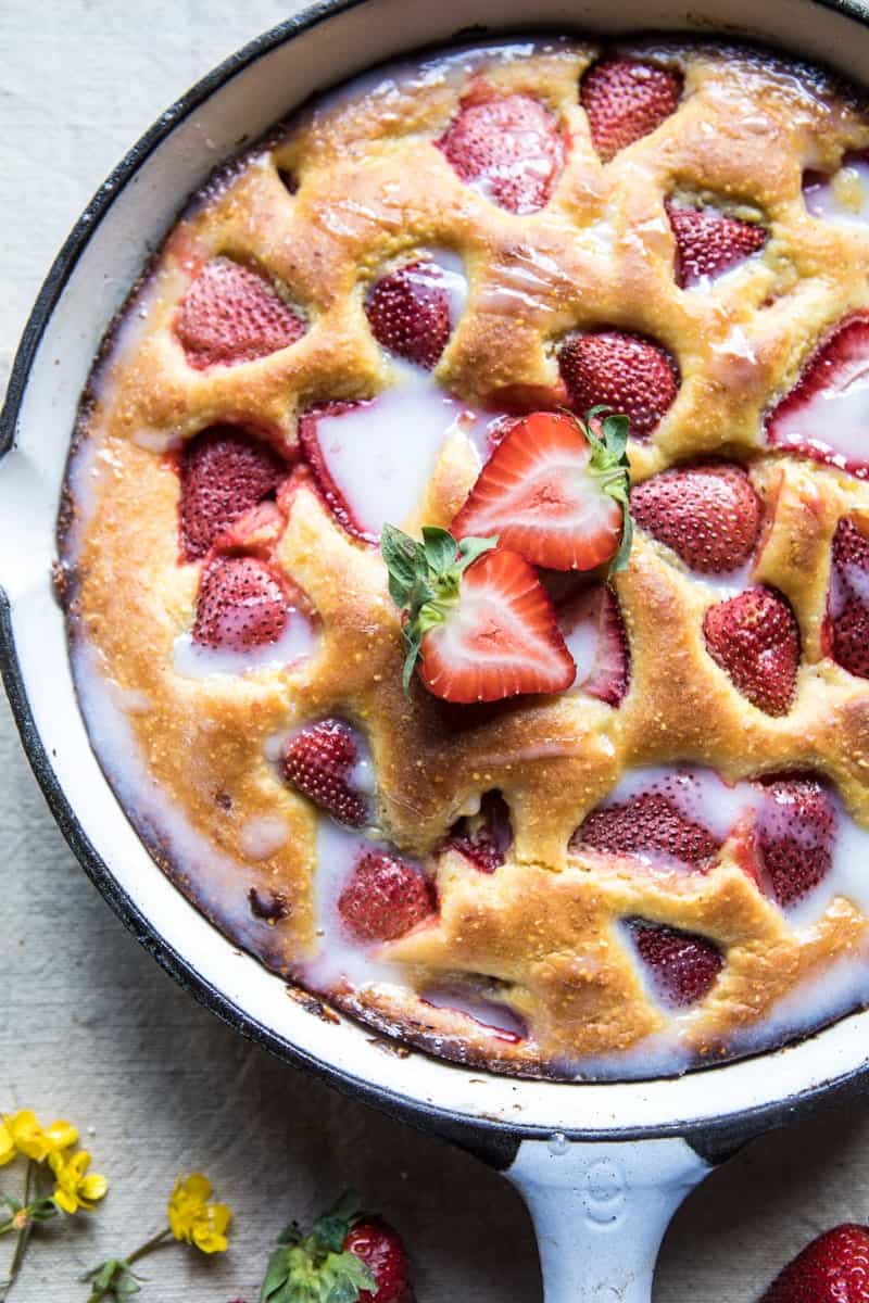 奶油草莓玉米粉蛋糕