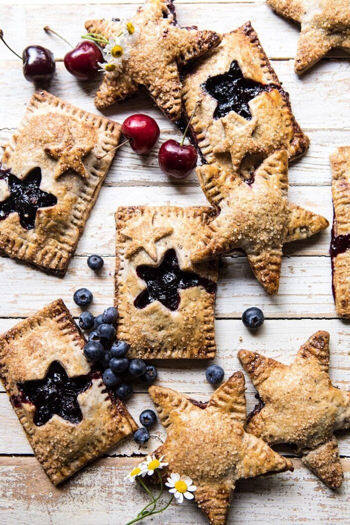 波旁山核桃樱桃馅饼|halfbakedharvest.com #pie #cherries＃4thofjulyrBOB娱乐下载ecipes #easy