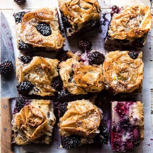 黑莓荷叶边牛奶派|halfbakedharvest.com #blackberries #dessert #summer #easyBOB娱乐下载recipes
