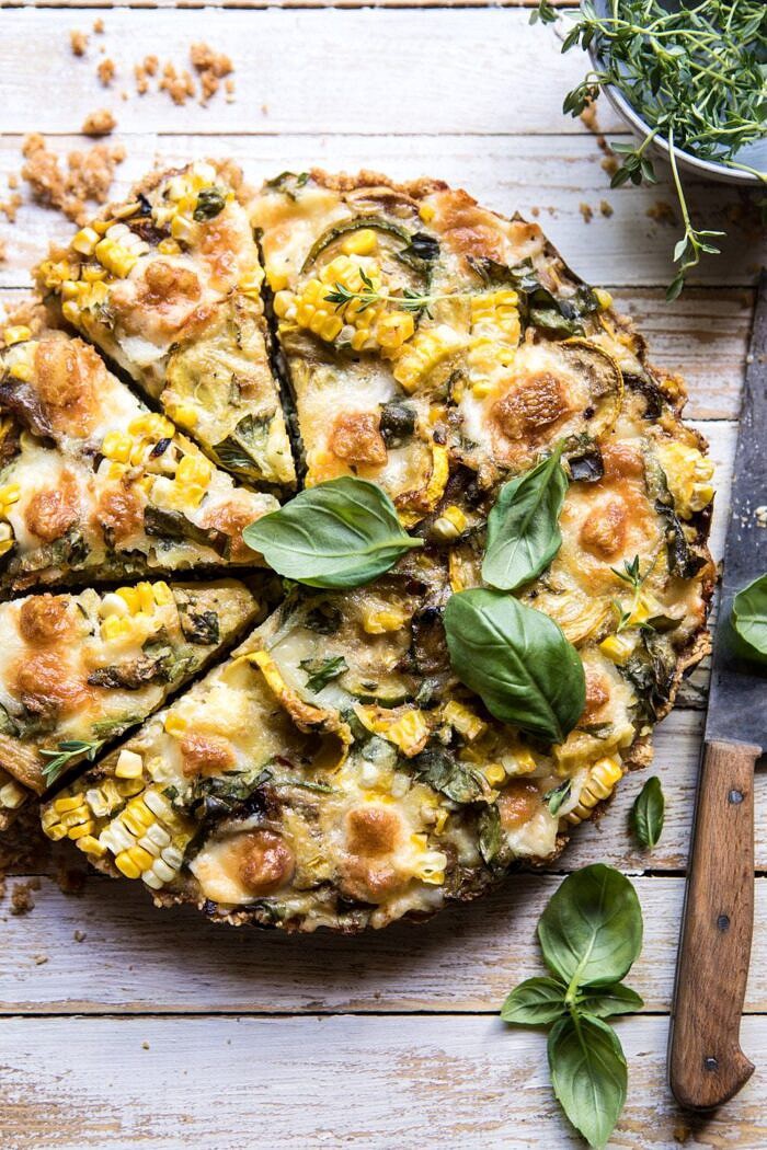 俗气西葫芦和玉米饼|halfbakedharvest.com #zucchini #corn #summerBOB娱乐下载recipes #eggs #brie