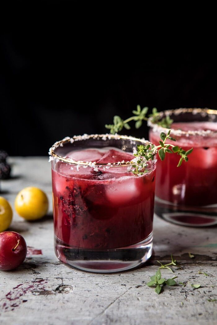 黑莓百里香玛格丽塔|halfbakedharvest.com #blackberries #margarita #tequila #summer #easyBOB娱乐下载recipes