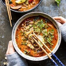 20分钟泰国花生鸡拉面|halfbakedharvest.com #soup #instantpot #ramen #fallBOB娱乐下载recipes