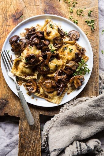 Herby But But Butsed Balsamic蘑菇馄饨|halfbakedharvest.com #mushrooms＃意大利#ravioli #easyrecipeBOB娱乐下载s