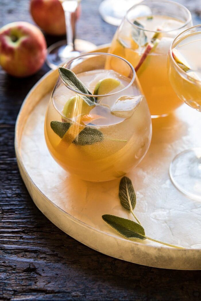 收获苹果姜Spritz |halfbakedharvest.com #fall #thanksgiving #papples #drinks #cocktails