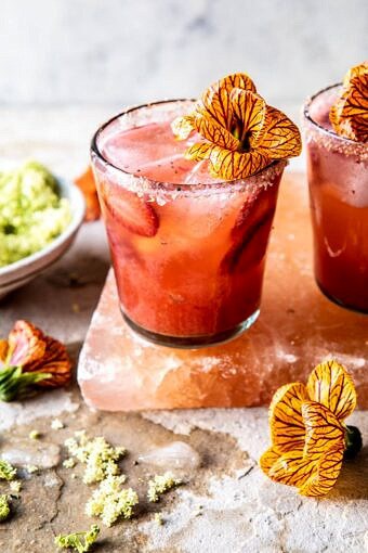 草莓芙蓉姜玛格丽塔|halfbakedharvest.com #cocktail #margarita #tequila #drinks