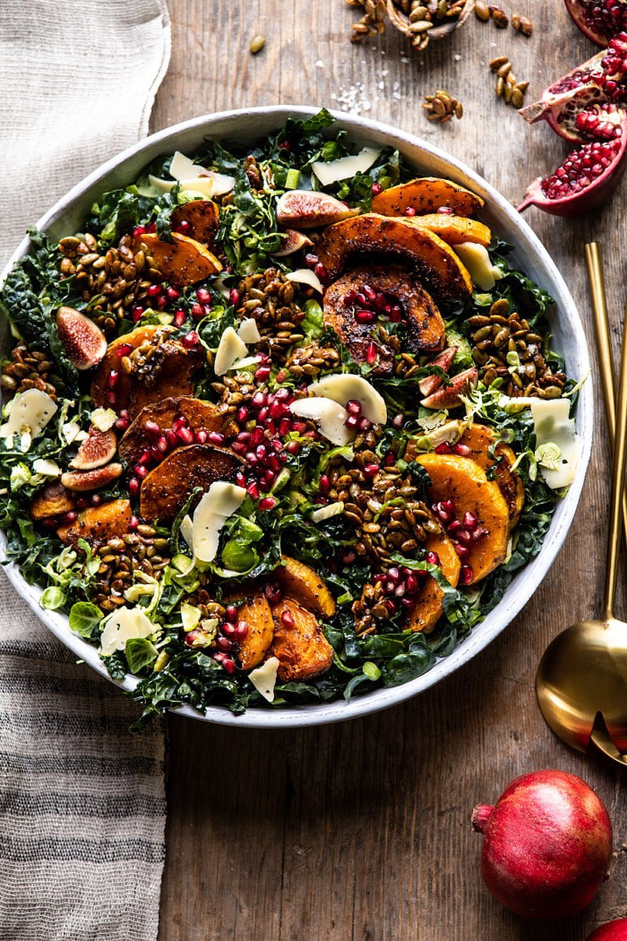 秋季收获烤胡桃南瓜和石榴沙拉|halfbakedharvest.com #salad #autumnBOB娱乐下载recipes #easyrecipes #healthy #butternutsquash